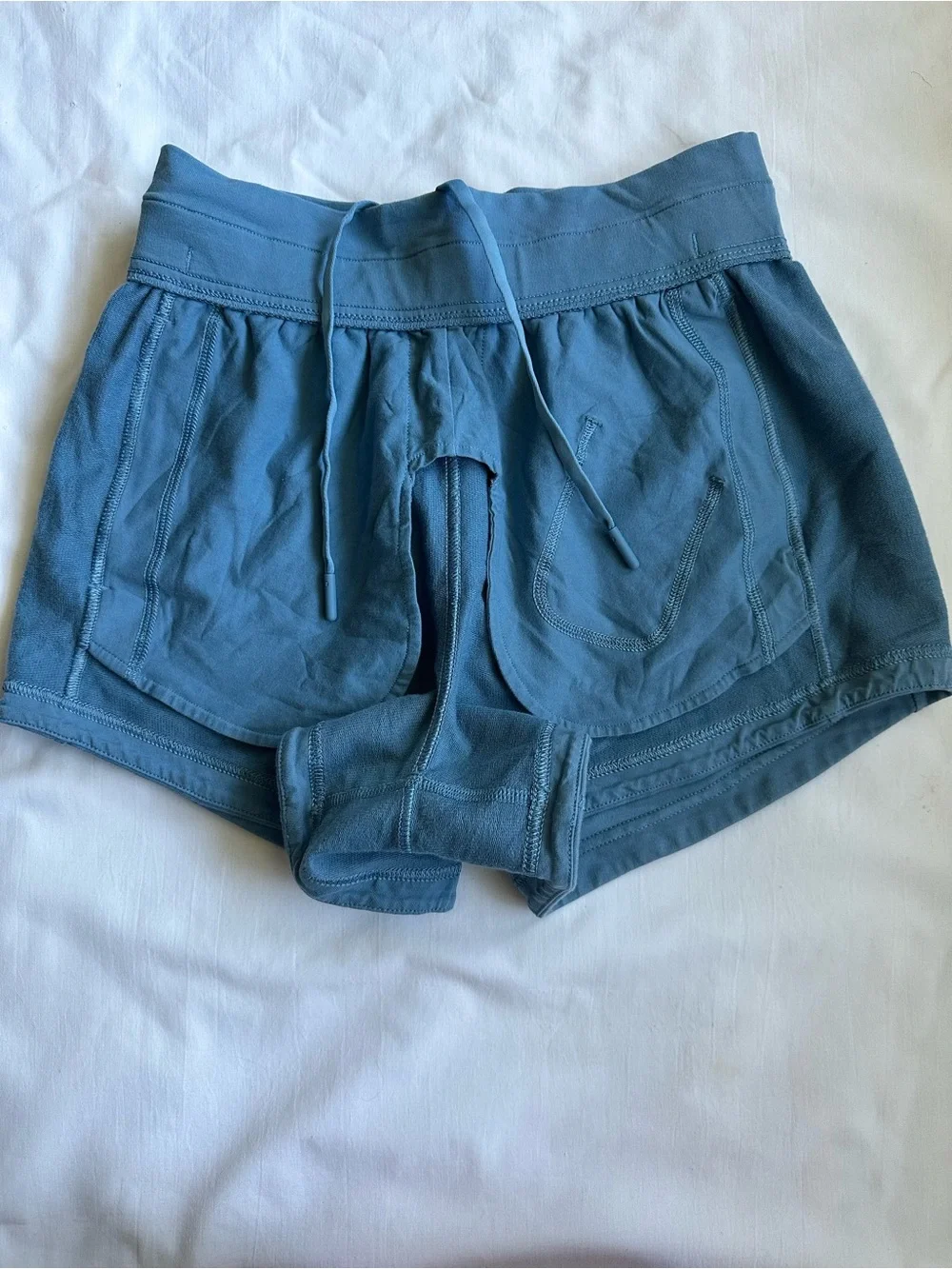 Lululemon High Waist Soft Casual Drawstring Shorts in Light Gray Blue W Pockets